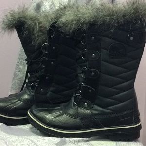Sorel winter boots